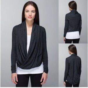 Lululemon > Iconic Wrap Top Heathered Black 4